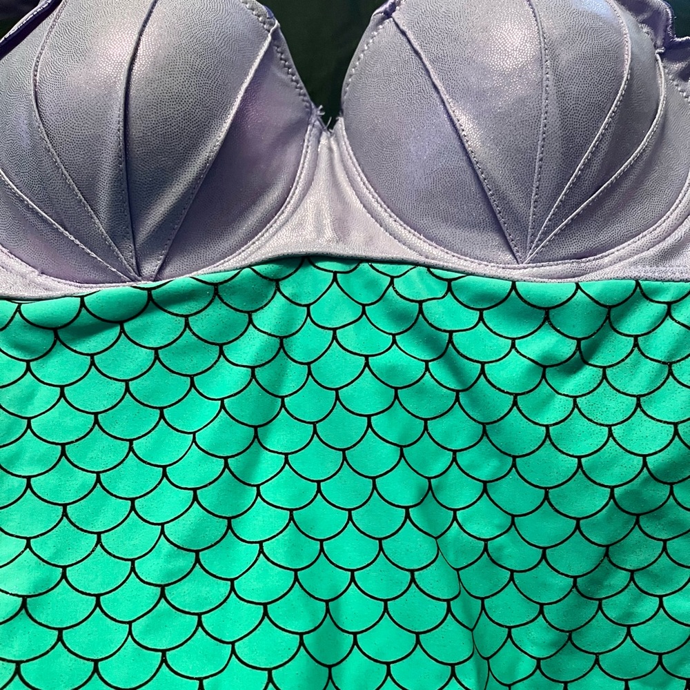 Small womens Disney Little Mermaid one piece bathing suit